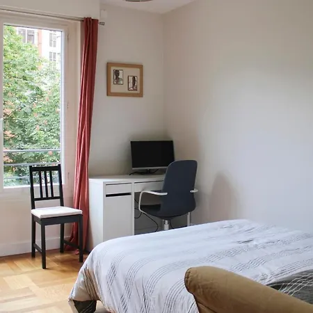 Bright And Calm 75 M Near The Eiffel Tower * Parigi